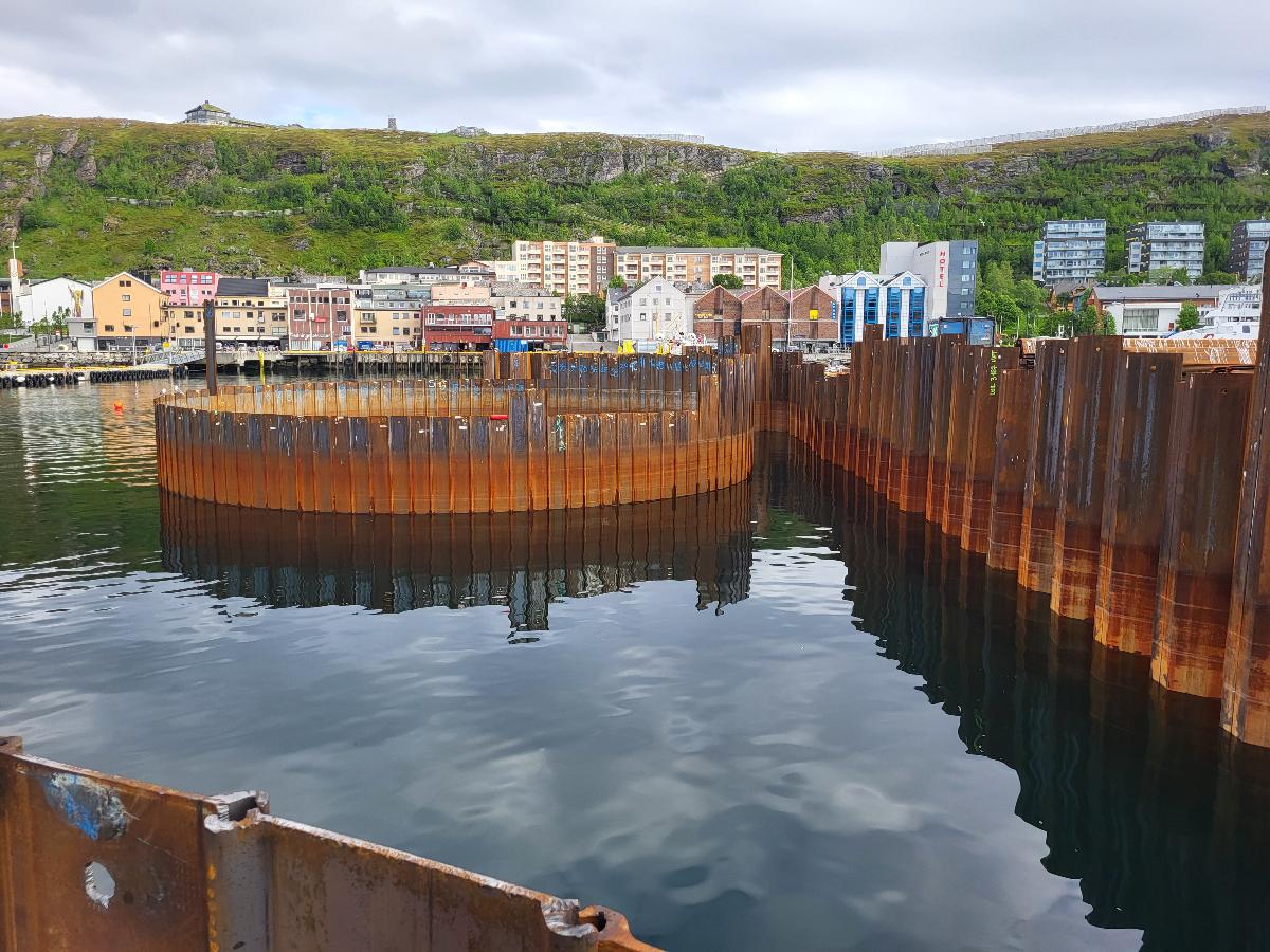 2202 Hammerfest Ren Havn 02.jpg